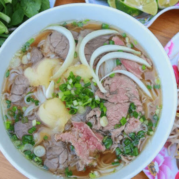 (Tô)Phở Tái Gân